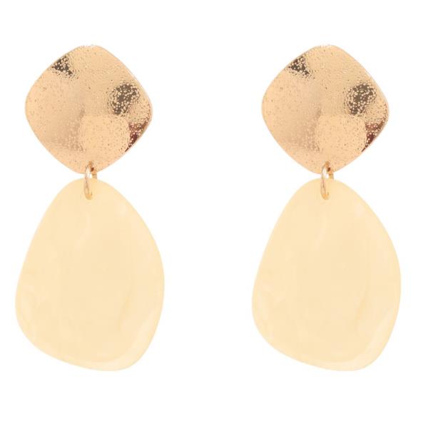 METAL RESIN DANGLE EARRING