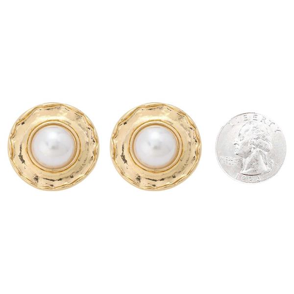 PEARL ROUND STUD EARRING
