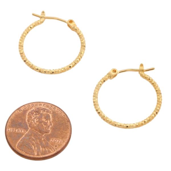 14K GOLD DIPPED TEXTURED HOOP EARRING