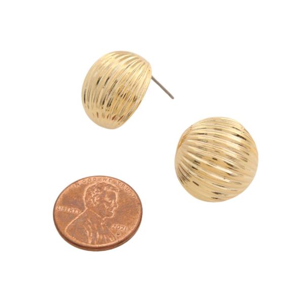 SODAJO GOLD DIPPED ROUND STUD EARRING