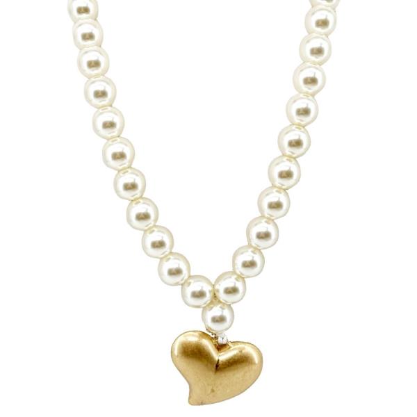 PEARL NECKLACE WITH HEART PENDANT