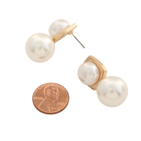 DOUBLE PEARL DANGLE EARRING