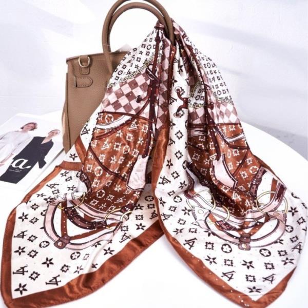 MONOGRAM CHAIN PRINT SILKY BANDANA SQUARE NECK SCARF