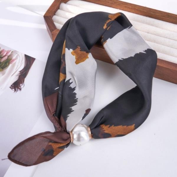 GEOMETRIC COLOR BLOCK SILKY BANDANA SQUARE NECK SCARF