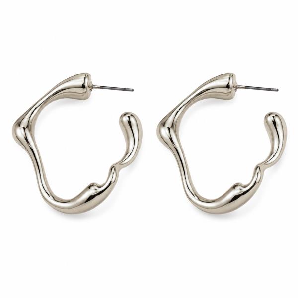 WAVY HOOP EARRING
