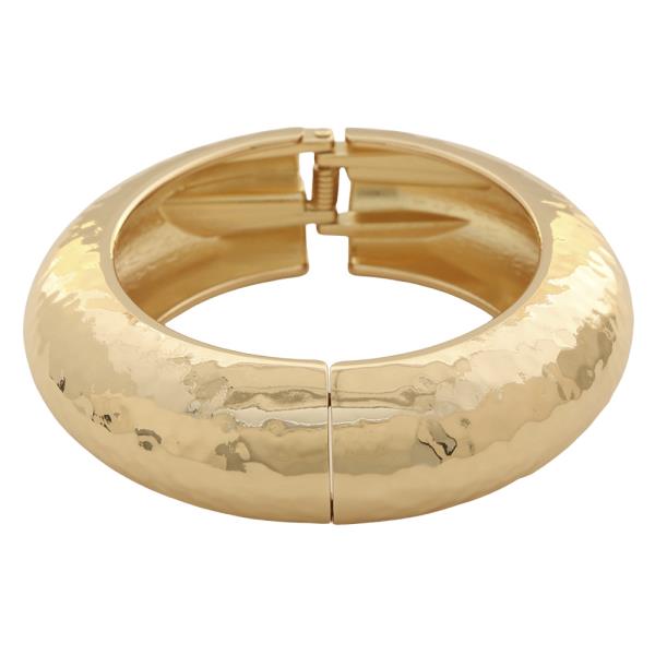 HAMMERED CUFF BRACELET