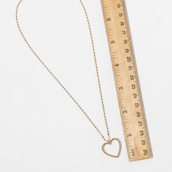 HEART PENDANT NECKLACE
