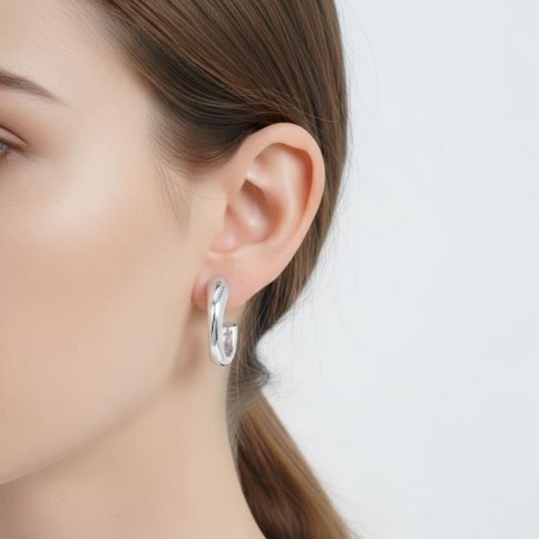14K GOLD WHITE GOLD DIPPED TUBE HOOP EARRINGS