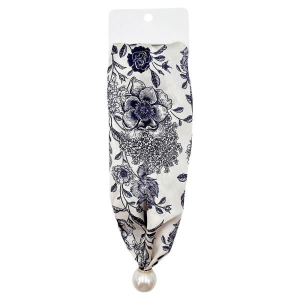 FLORAL SCARF NECKLACE