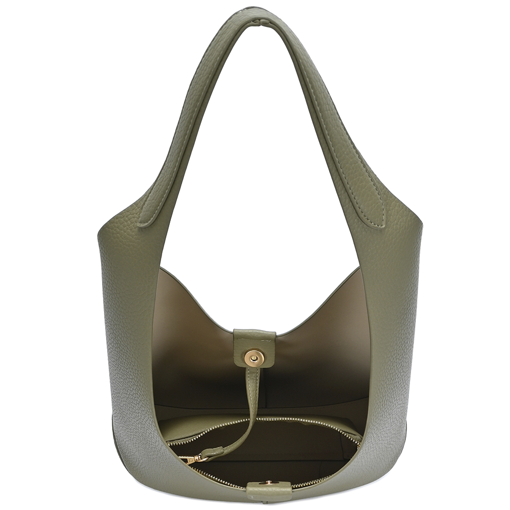 【ほぼ未使用・美品】「HALFDAY PACK ver.2」 ほぼ未使用・美品】「HALFDAY PACK ver.2」